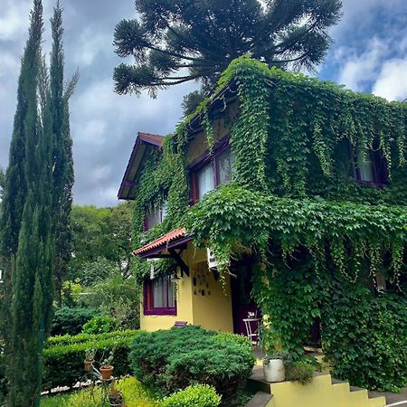 Petit Hotel Provence Gramado Bagian luar foto