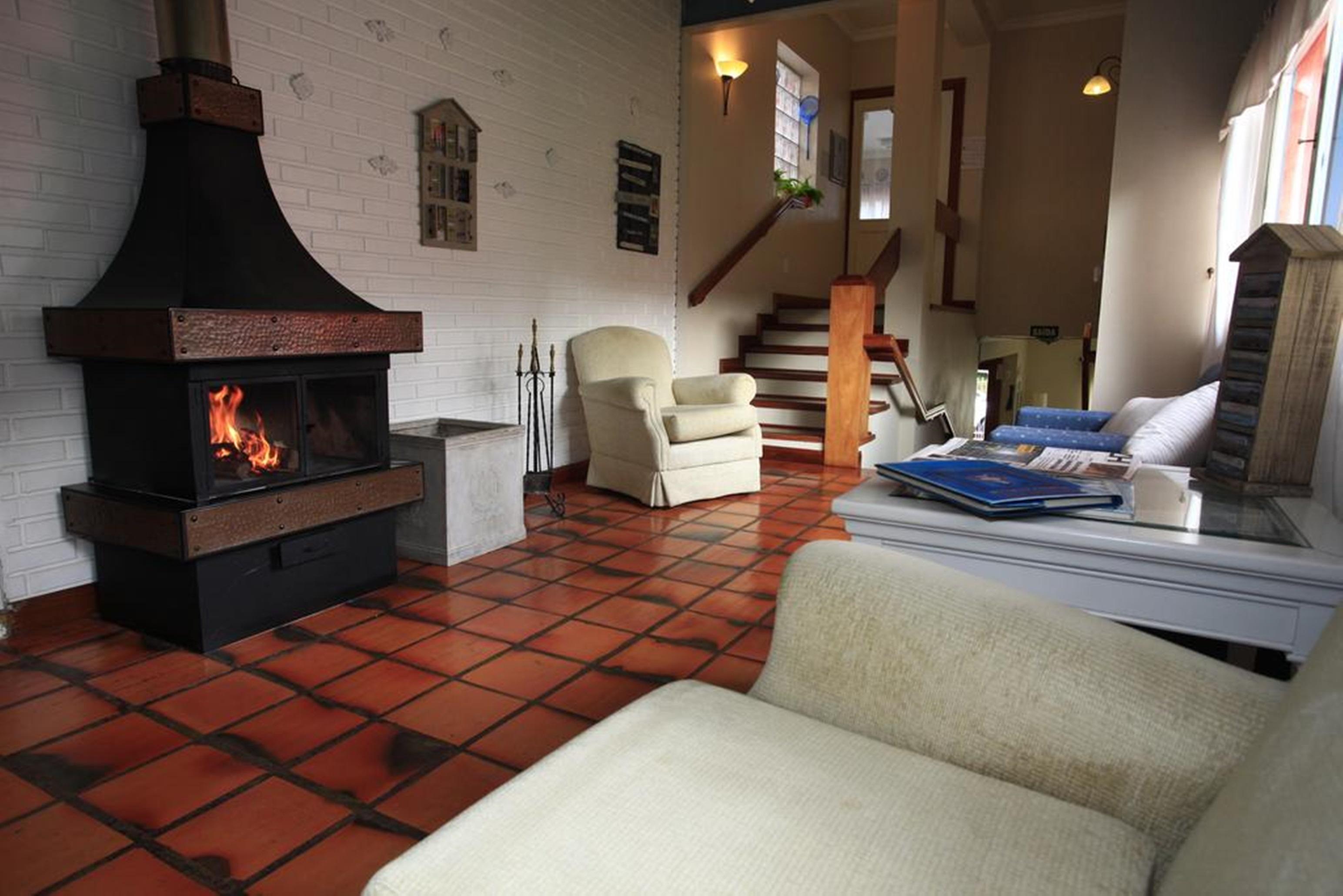 Petit Hotel Provence Gramado Bagian luar foto